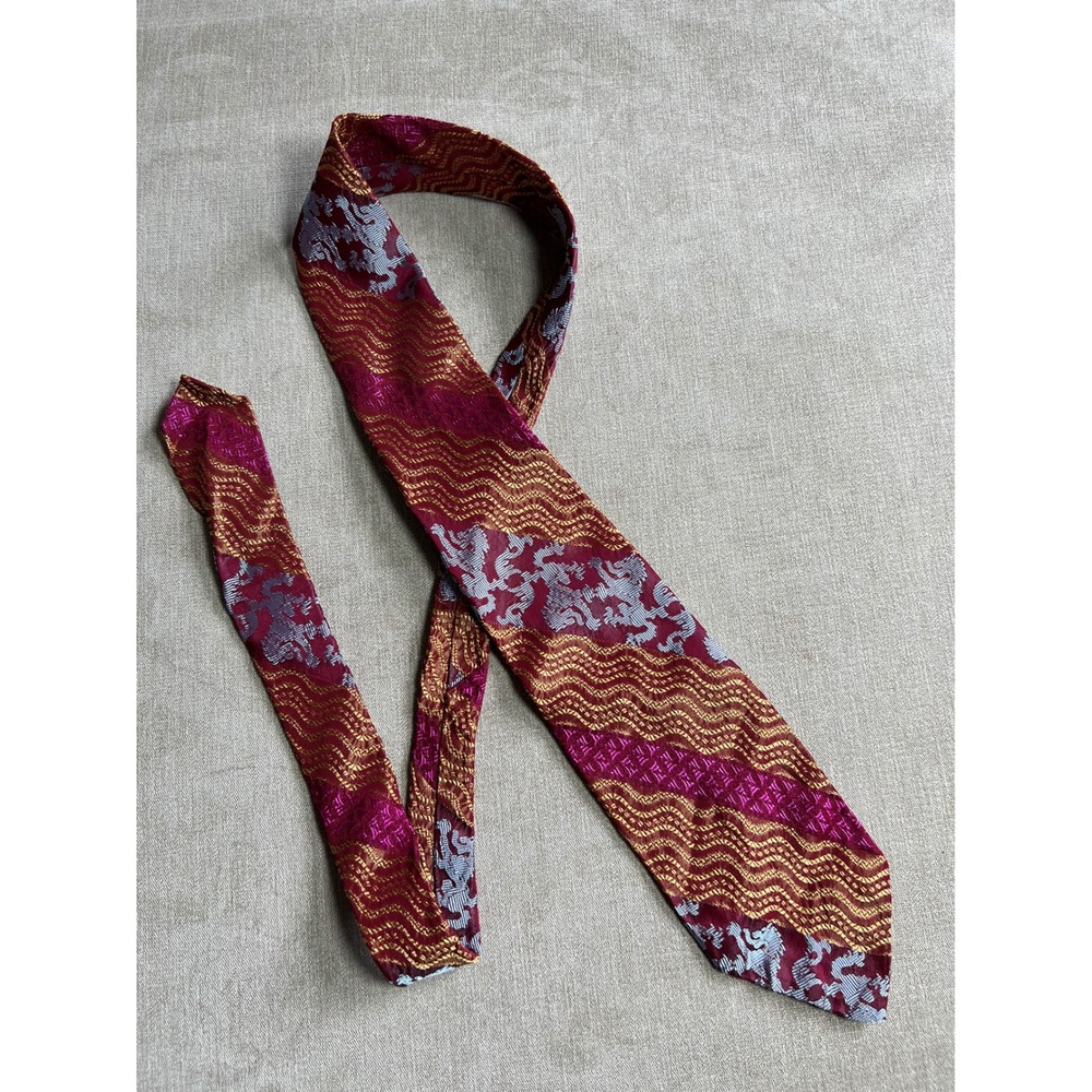 Vintage 1960s De Carlo Mens Tie Burgundy Gold Psychedelic Lion Heraldic Wide 60s